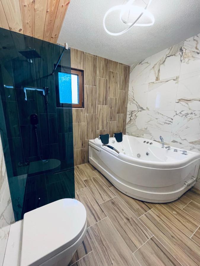 Chalet Montenegrina With Jacuzzi Kolašin Extérieur photo